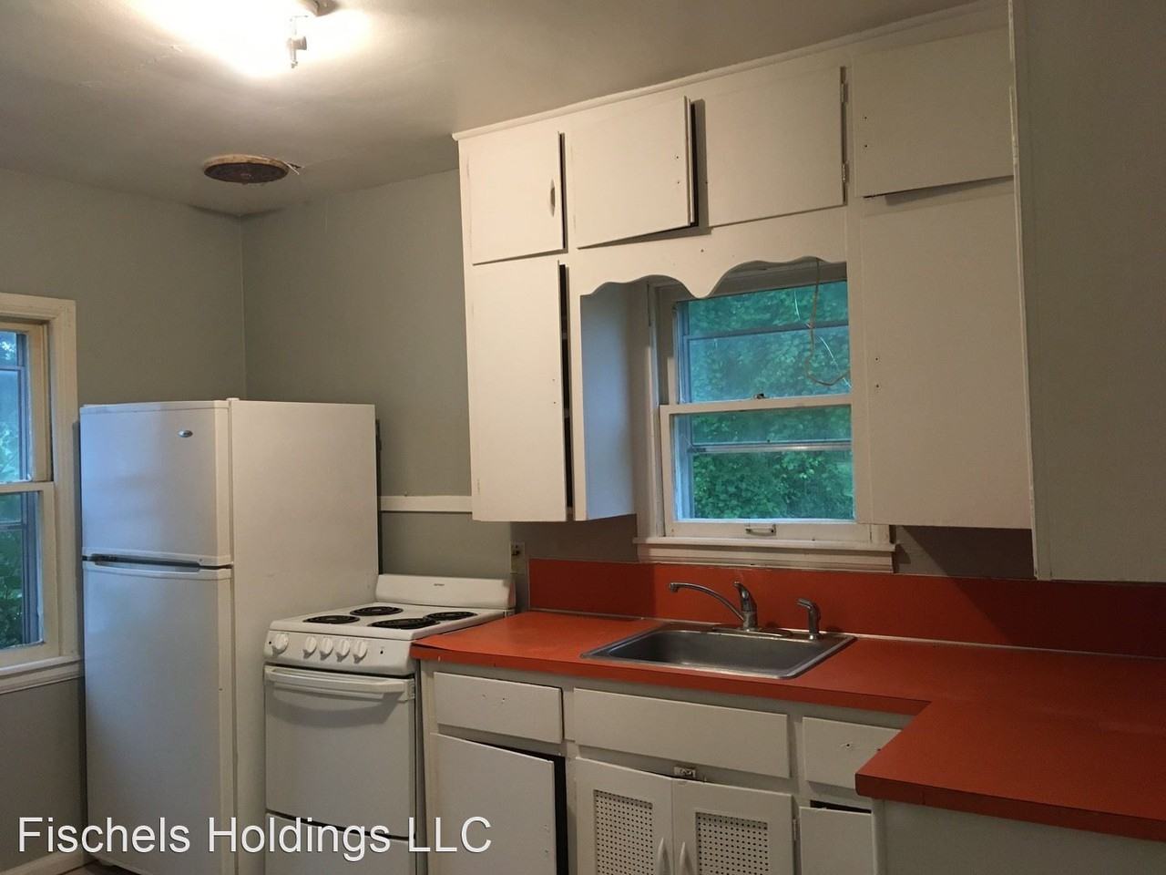 606 Gable St - Photo 2 of 6