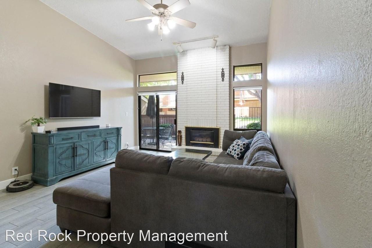 949 W Bloomington Dr S - Photo 3 of 14