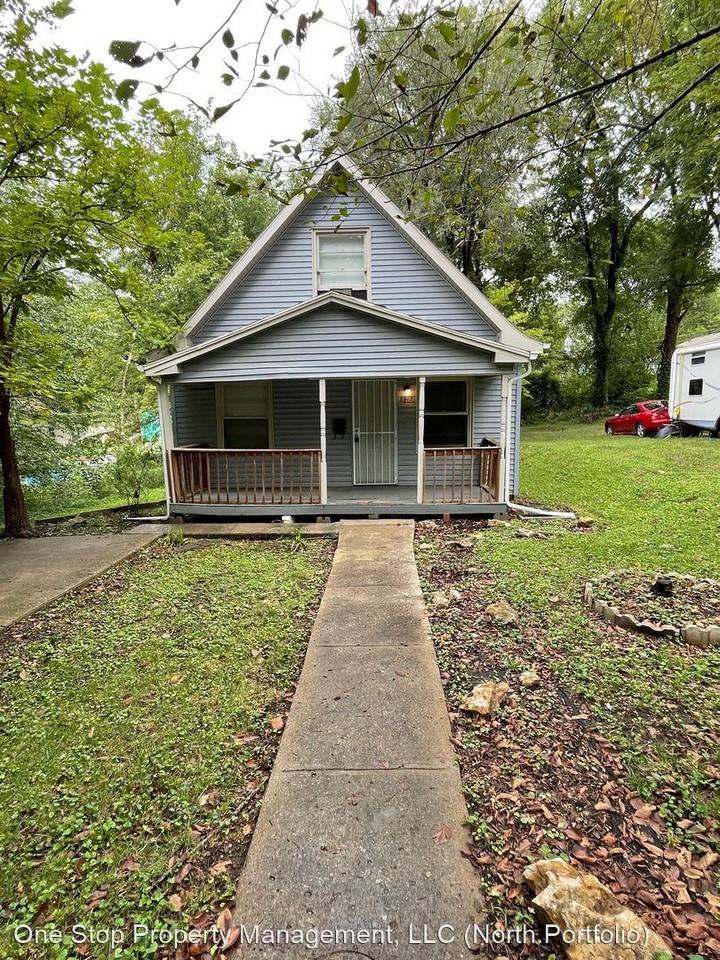 8912 E Roberts St - Photo 2 of 22