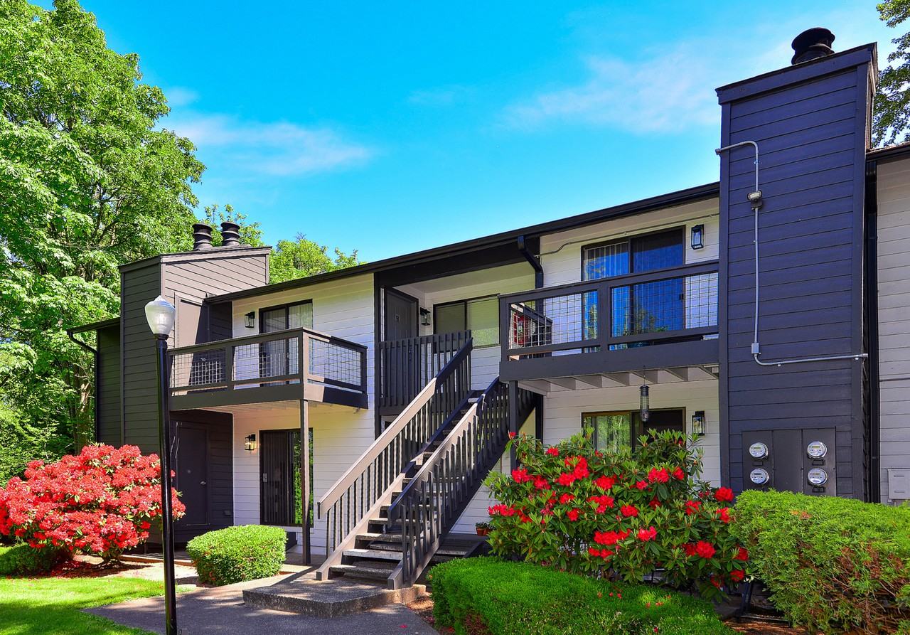 Woodlake Apartments - Photo 2 of 46