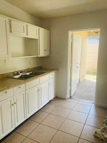 2040 Long Street - Photo 3 of 6