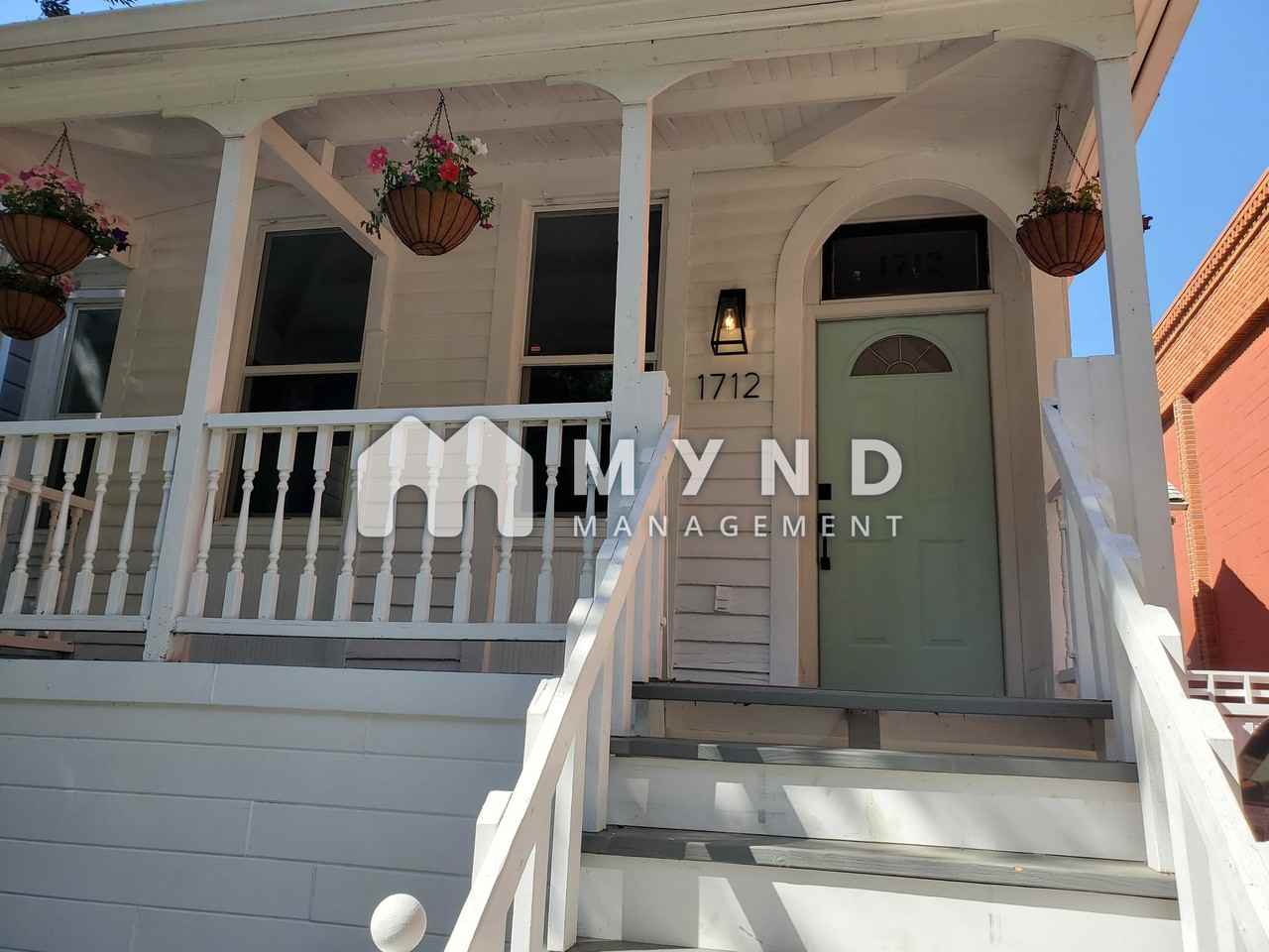 1712 13th St - Photo 2 of 16