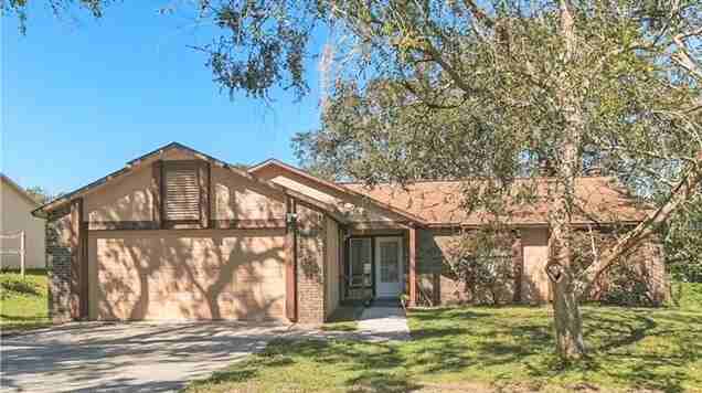 1512 Prairie Lake Blvd