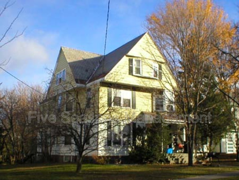 122 Buell St
