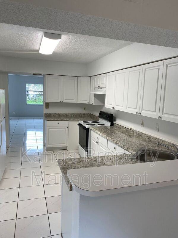 11405 Nwst - Photo 2 of 28