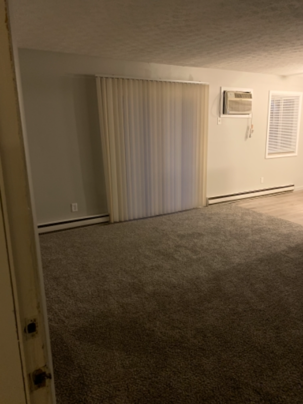 5381 Southgate Blvd - Photo 2 of 8