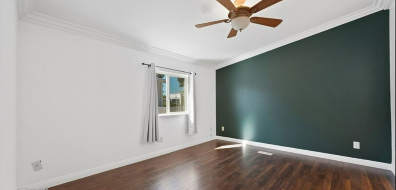 331 Mayflower Dr - Photo 2 of 12