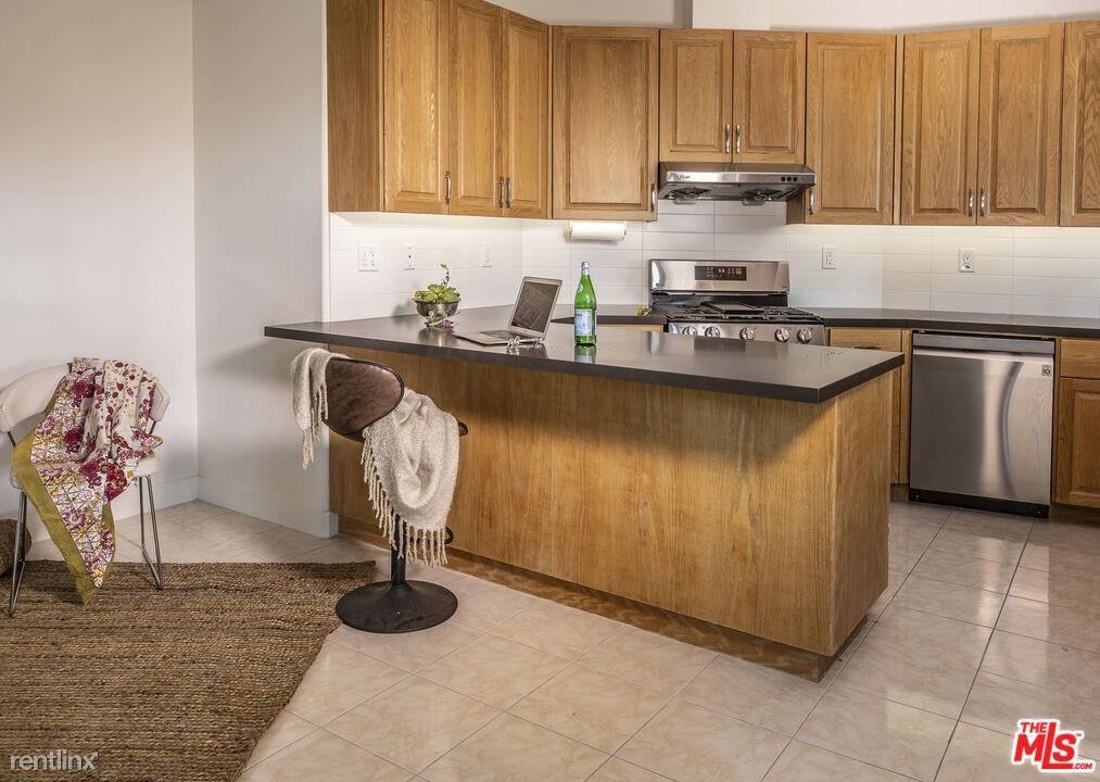 4132 La Salle Ave - Photo 2 of 10