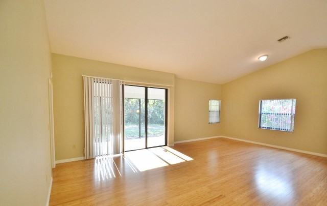 6160 Nicole Ct - Photo 3 of 6