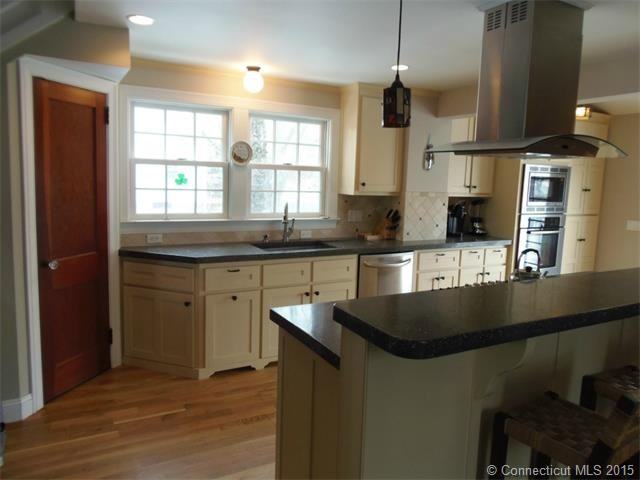 348 Boston St - Photo 2 of 17