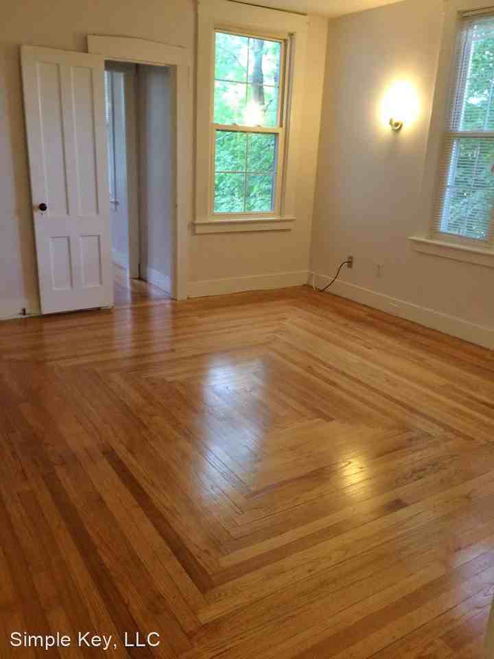 462 Middle Turnpike East - Photo 2 of 13