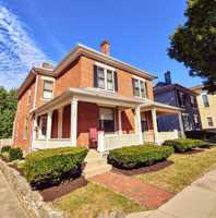 featured image of 330 S 4th St