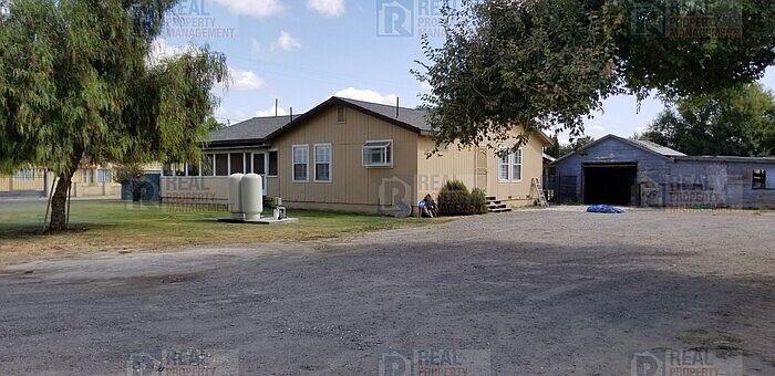 8564 S Wolfe Rd - Photo 2 of 19