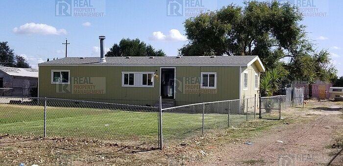 8564 S Wolfe Rd - Photo 3 of 19