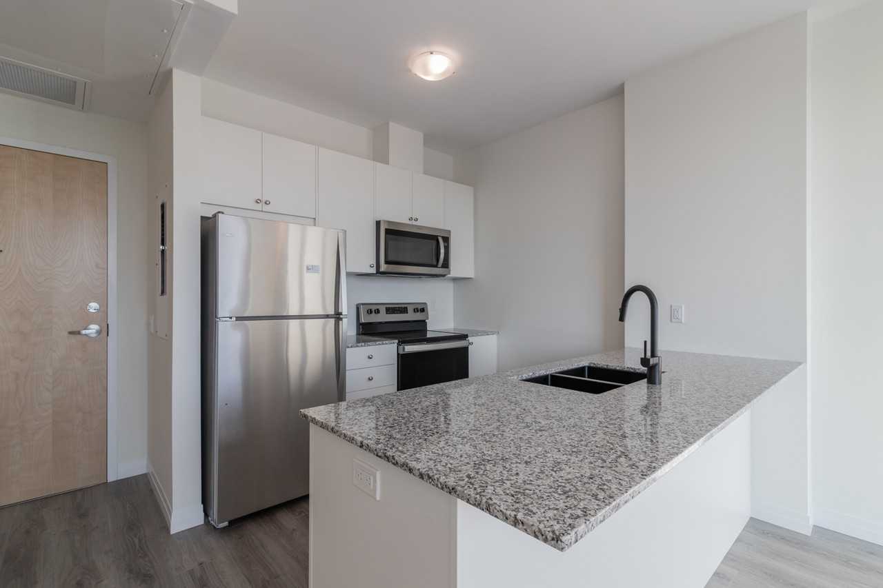 60 Charles Street West #409 - Photo 4 of 54