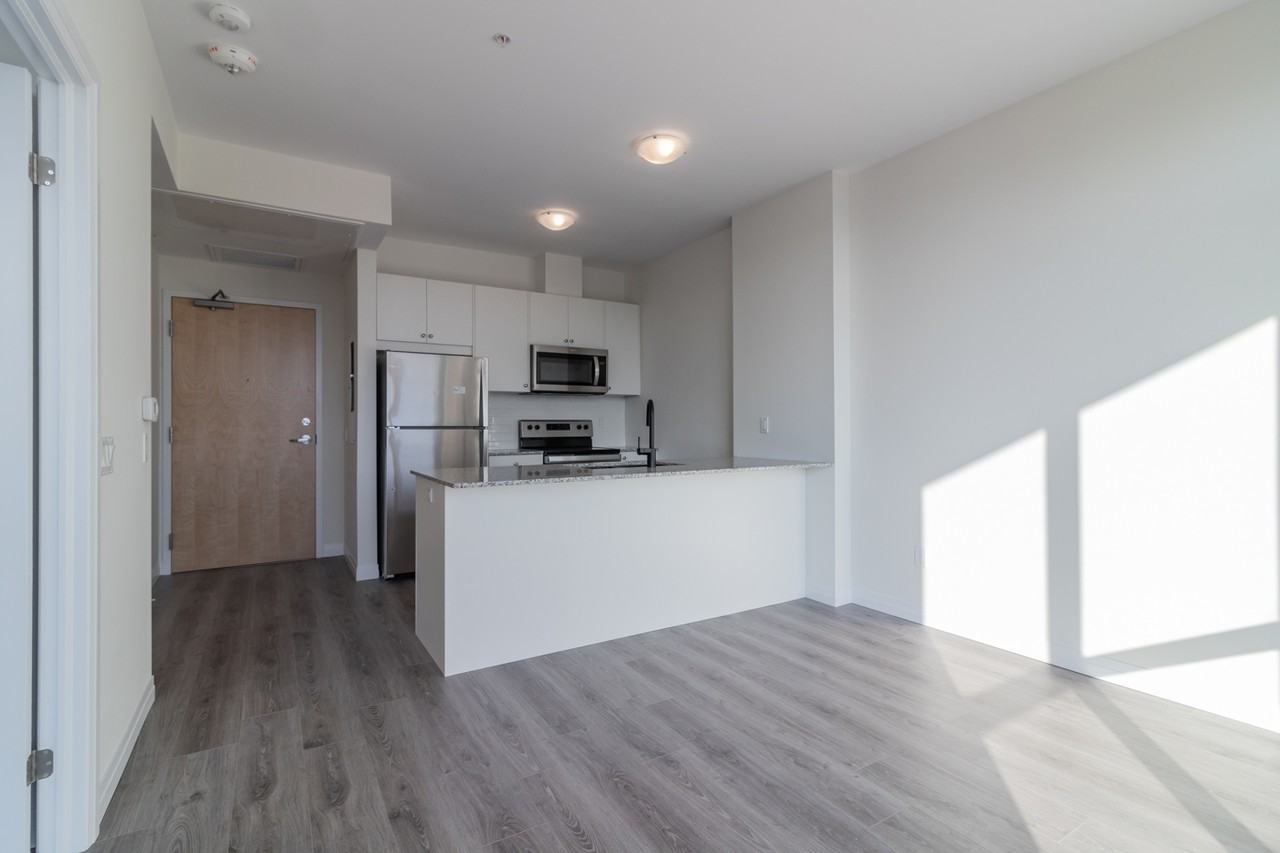 60 Charles Street West #409 - Photo 5 of 54