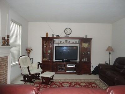 44138 Kingston Cir - Photo 2 of 28