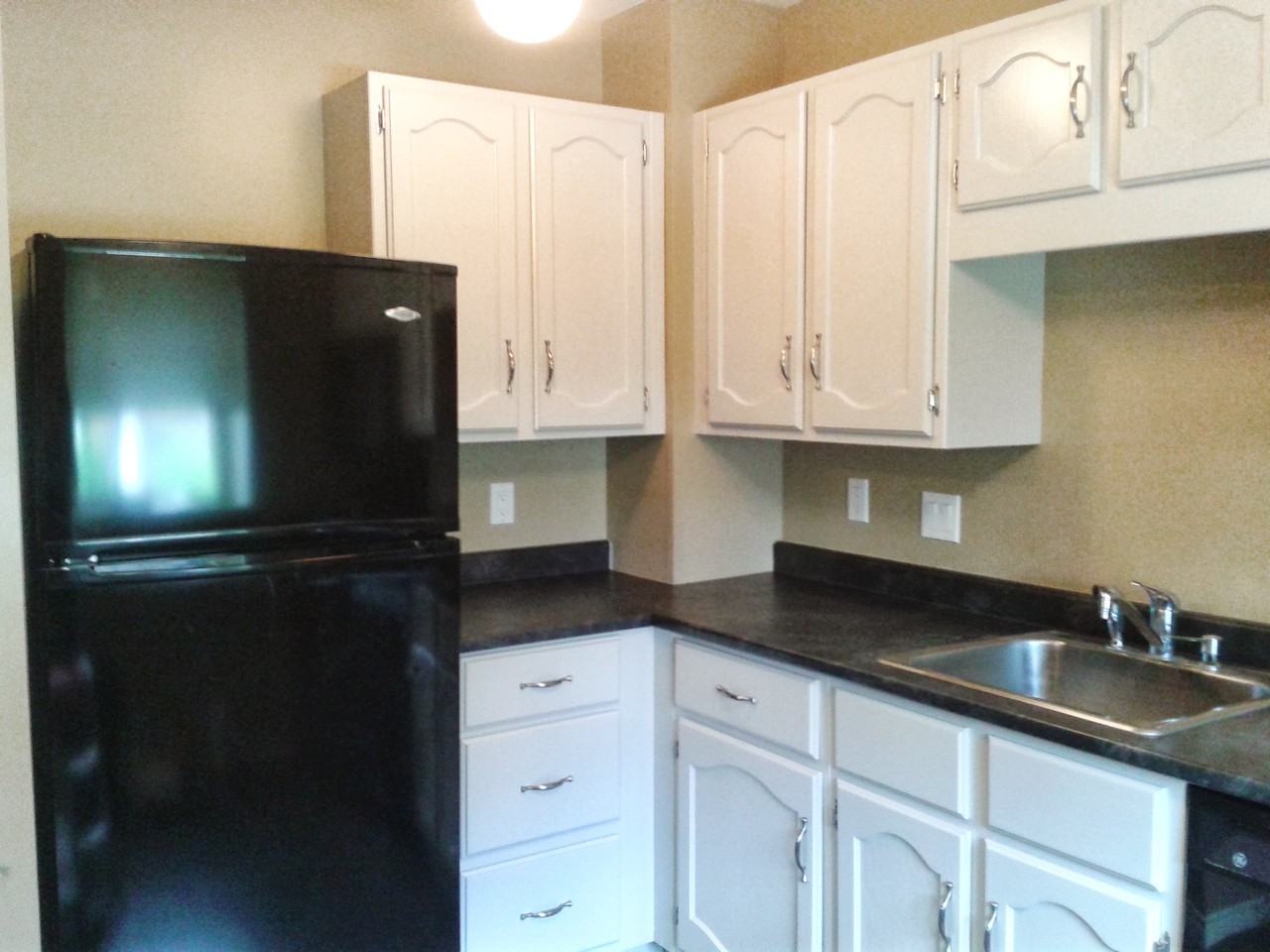 33 Eric Street #C - Photo 3 of 9