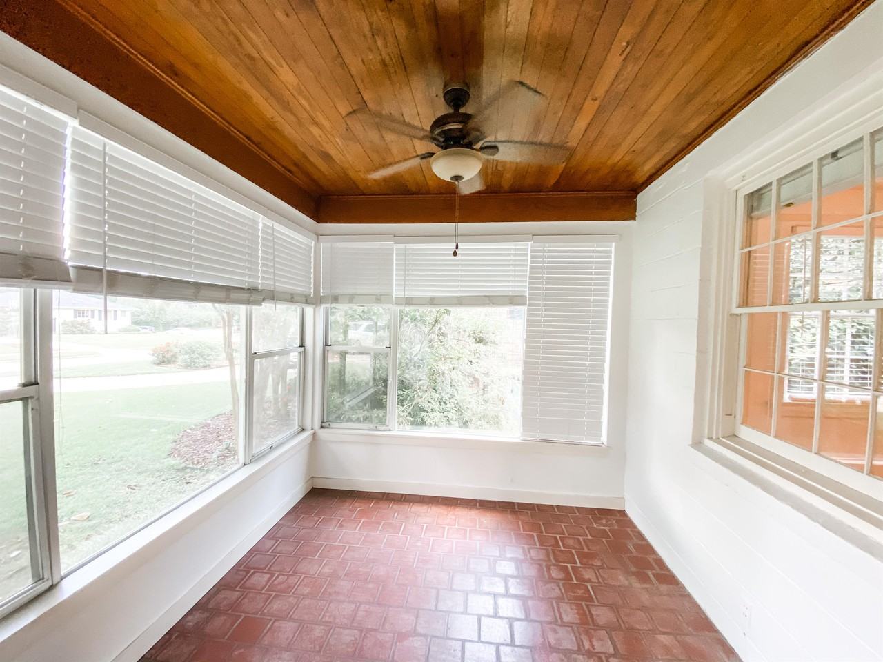 218 Malaga Ave #1 - Photo 7 of 16
