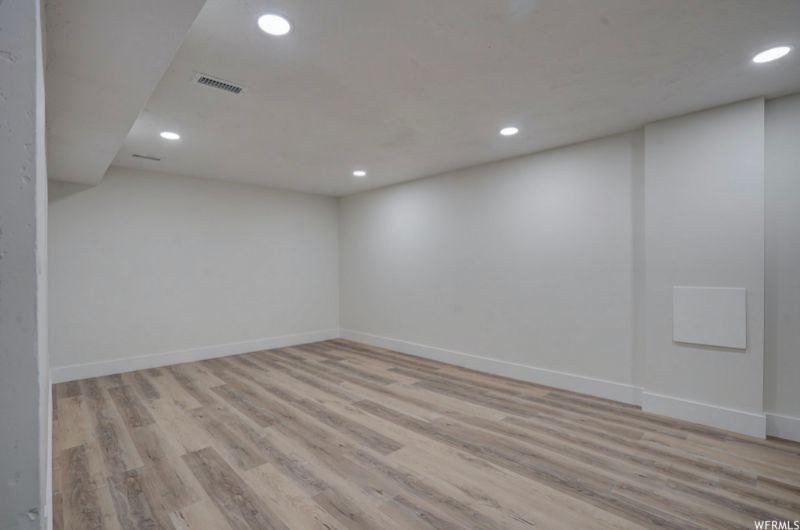 4084 Ws #B - Photo 6 of 12