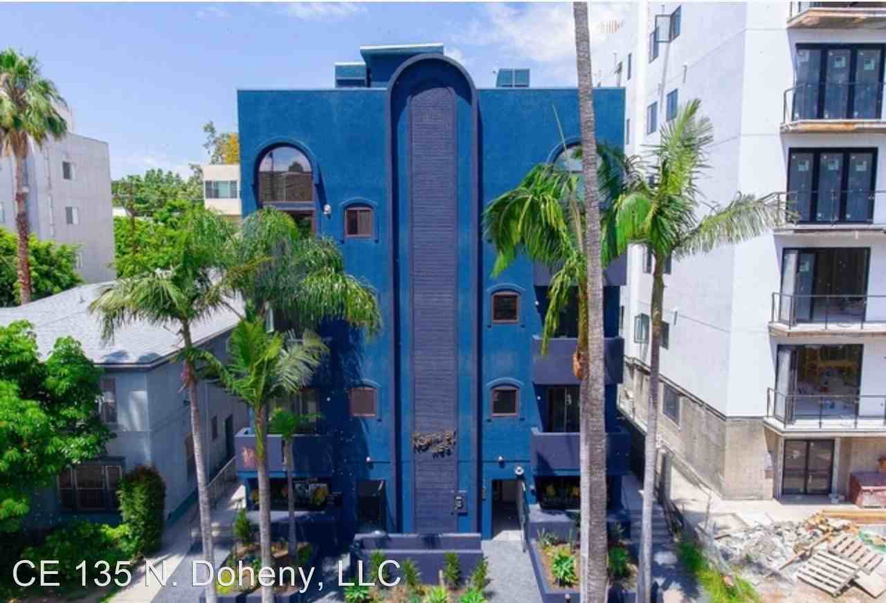 135 N. Doheny Drive - Photo 2 of 9