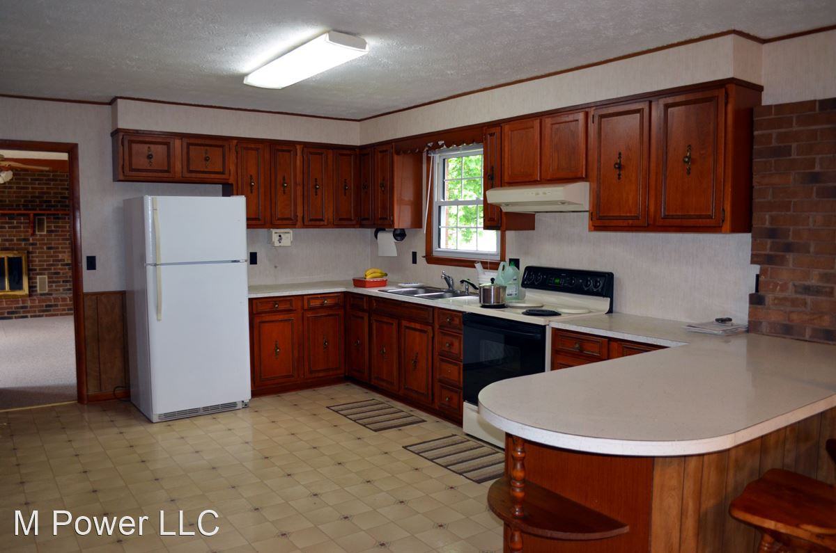 10737 Cook Town Rd - Photo 2 of 18