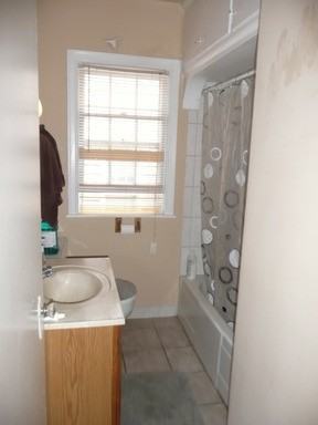 3335 N Upton Ave - Photo 2 of 10