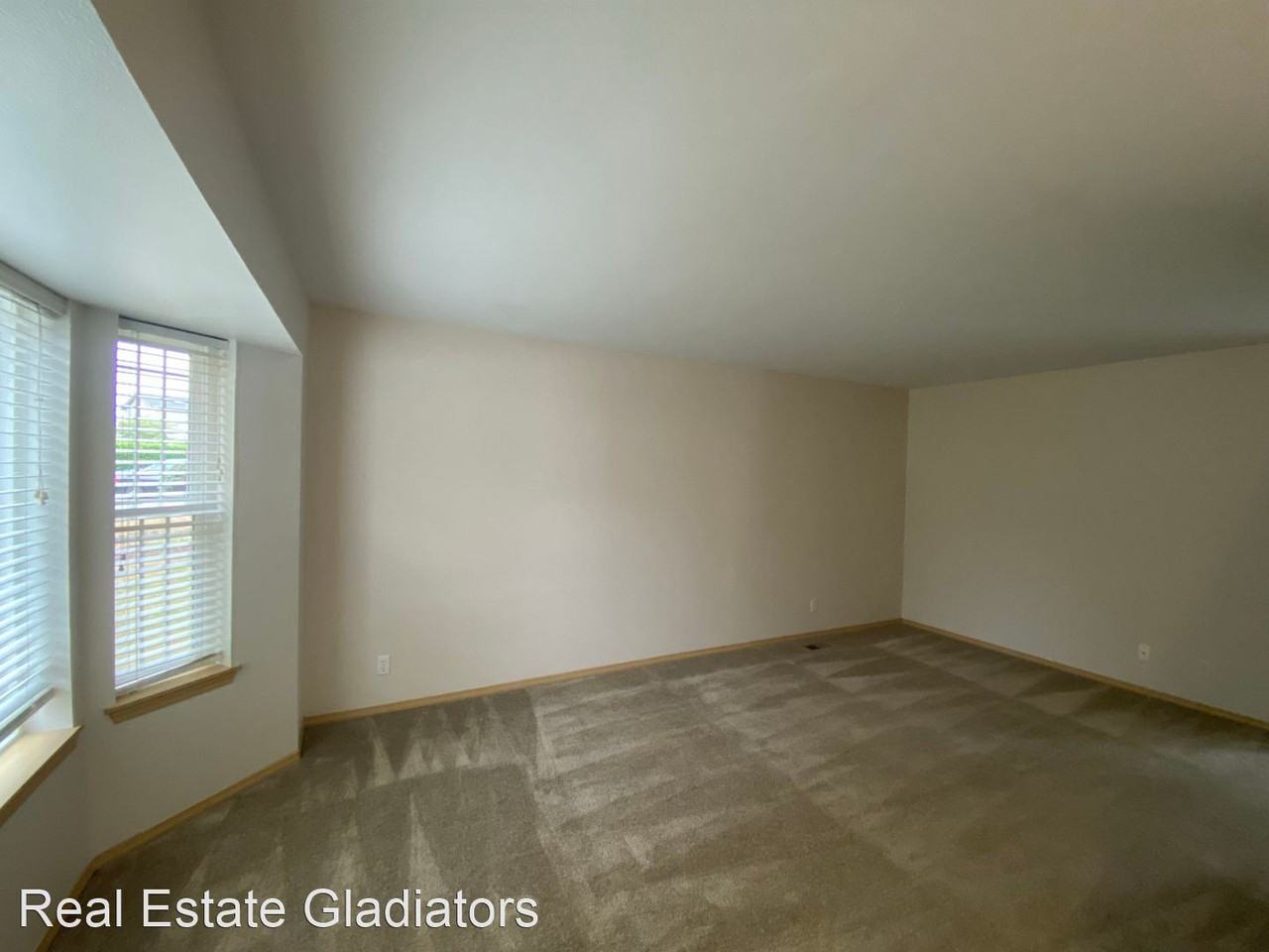 16100 169th Ave Se - Photo 3 of 28