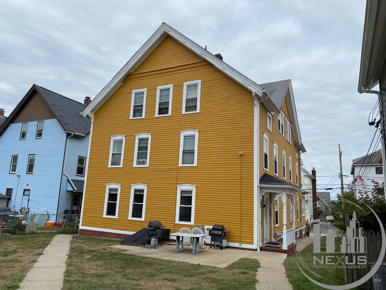 328 2Nd Ave - Photo 3 of 21