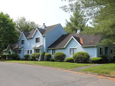 50 Fenwick Dr Farmington Ct 06032 2 Bedroom House For Rent For 1 400 Month Zumper