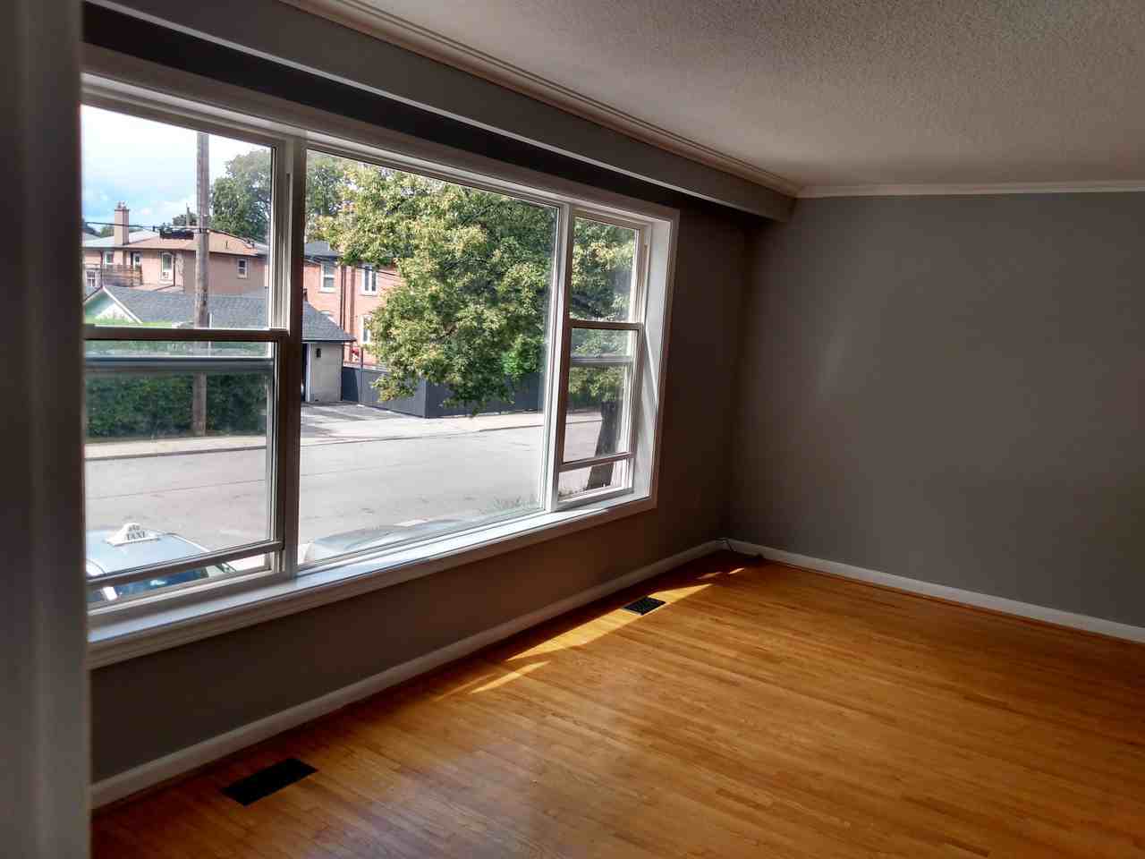 74 Edinborough Crt #1stFL - Photo 2 of 8