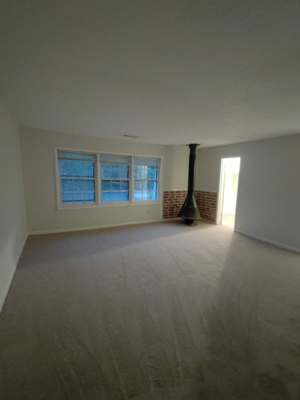 304 Oakland St - Photo 2 of 29