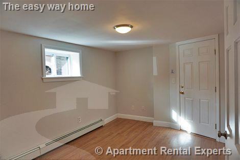 192 Central St #B - Photo 3 of 17