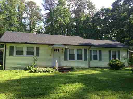 123 Forest Dr - Photo 2 of 7