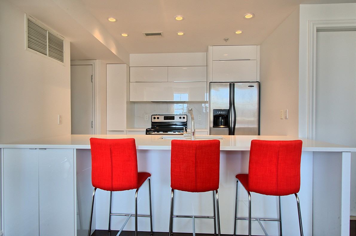 Le Themis 10 St-Jacques Ouest - Photo 2 of 16