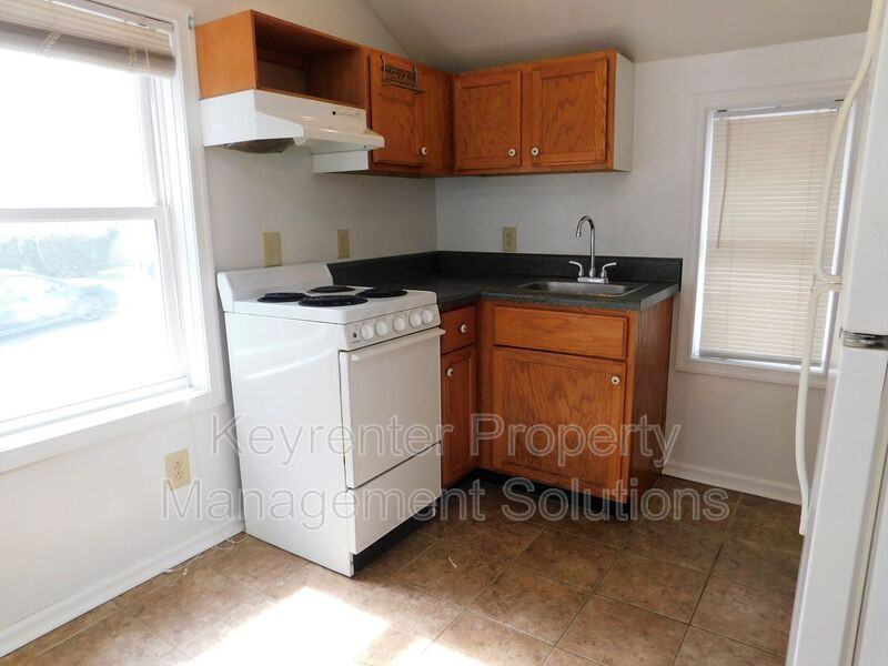 404 Cherry Ave #C - Photo 4 of 19