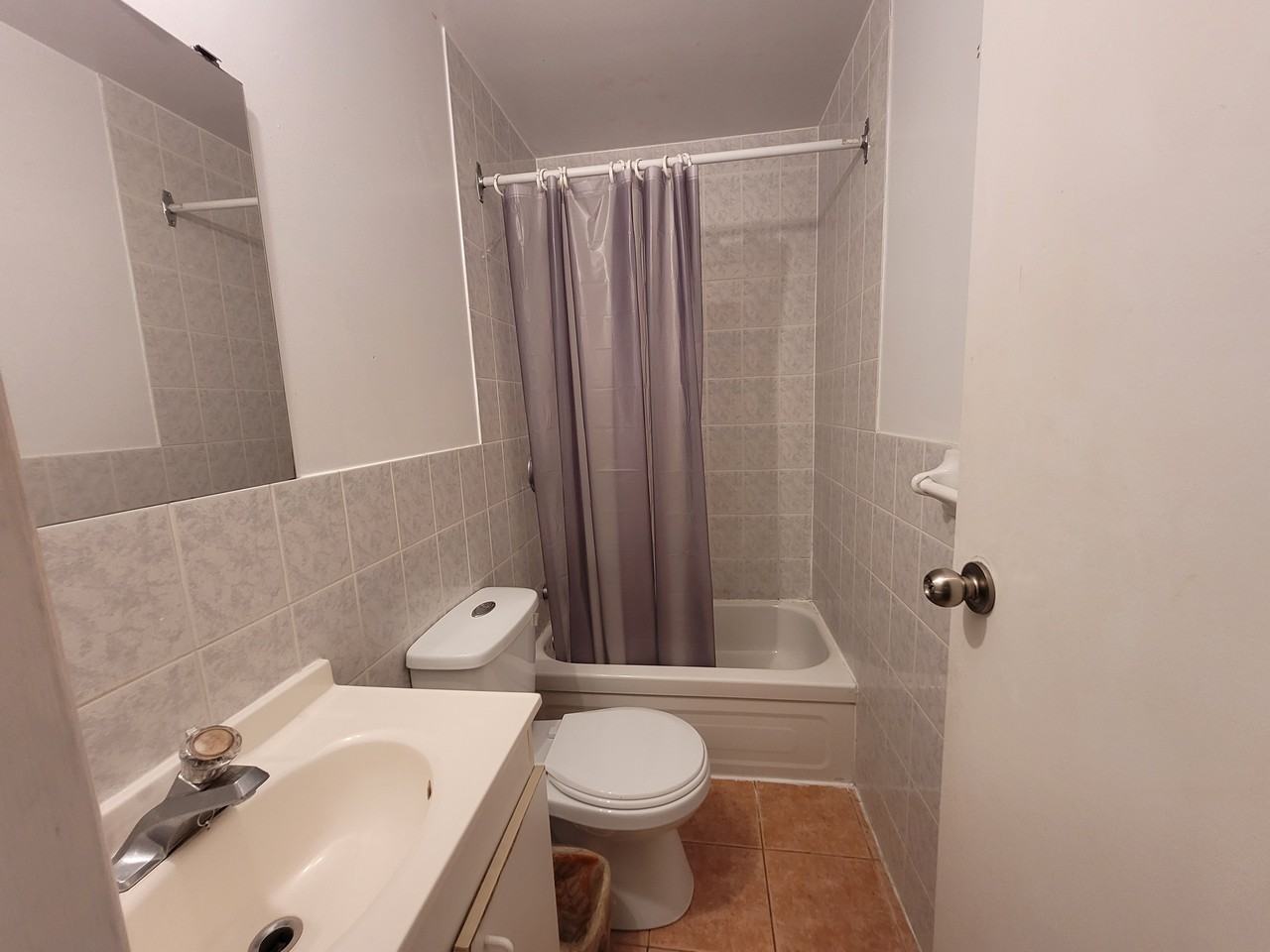 139 Lippincott Street - Photo 4 of 11