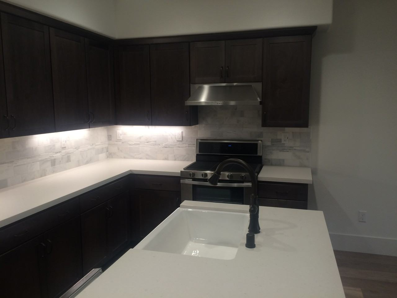 8552 Pierview Way - Photo 4 of 25