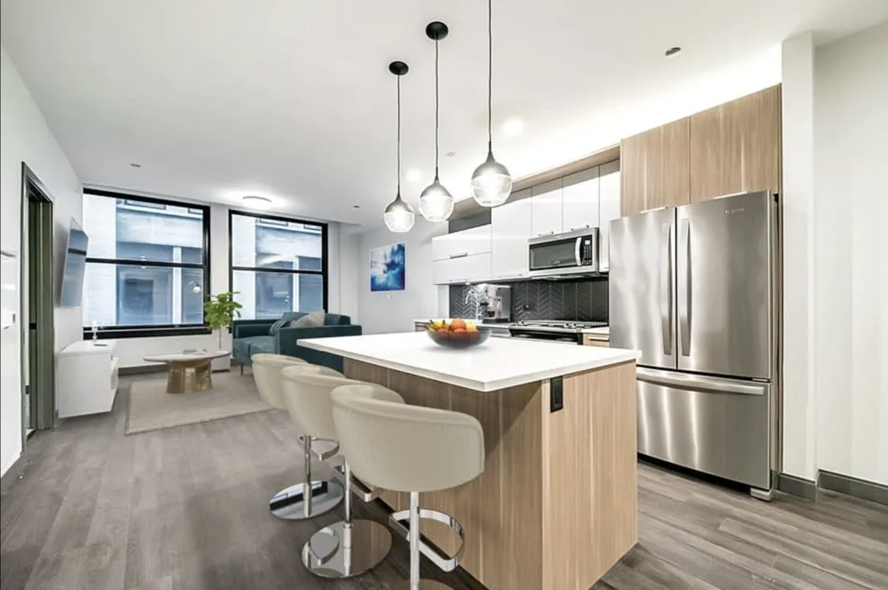 71 West Monroe Street #201 - Photo 3 of 15