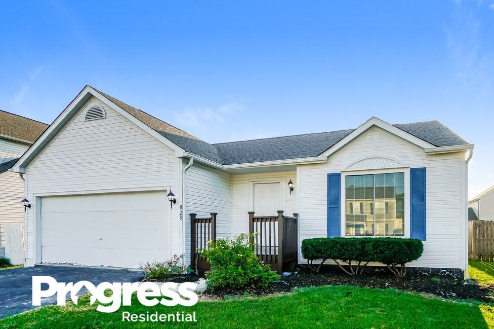 828 Spivey Ln - Photo 2 of 17