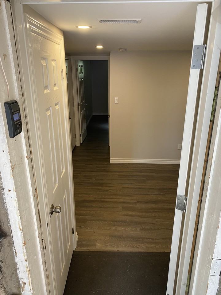 2 Bedroom Basement Apartment - Photo 2 of 8