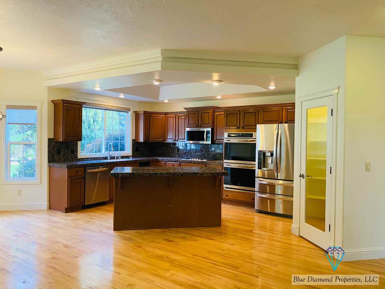 624 N Clearpoint Way - Photo 2 of 18