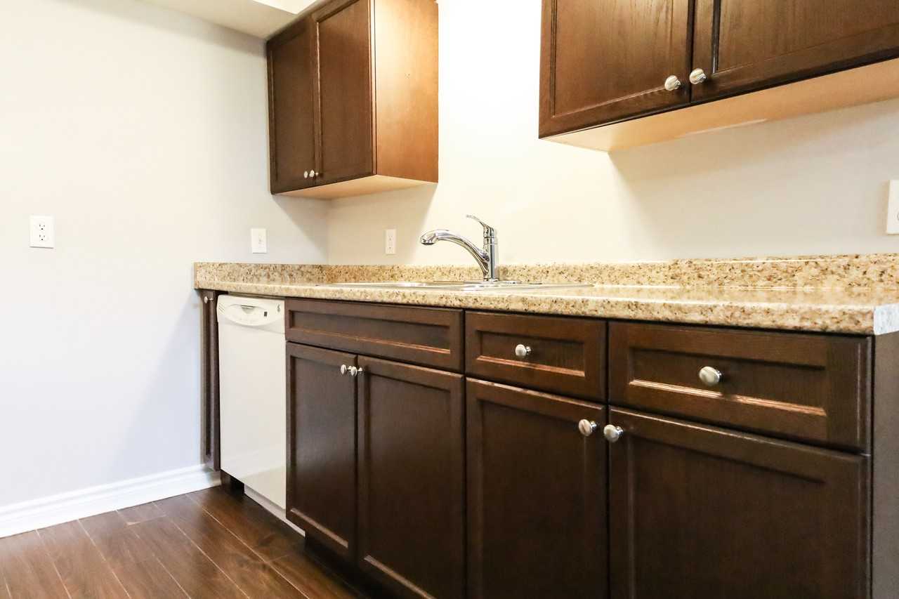 122 Ironwood Crescent - Photo 3 of 25