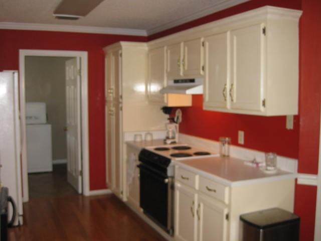 3204 Autumn Ridge Dr W - Photo 3 of 10