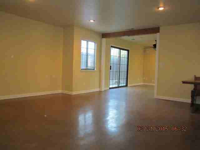 2216 Whitcomb Way - Photo 2 of 28