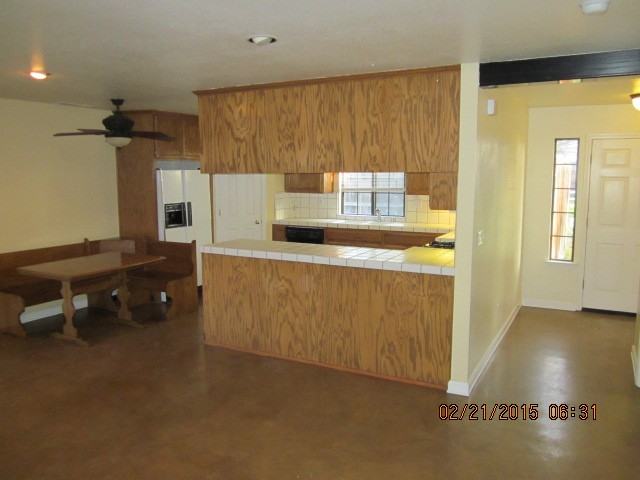 2216 Whitcomb Way - Photo 3 of 28