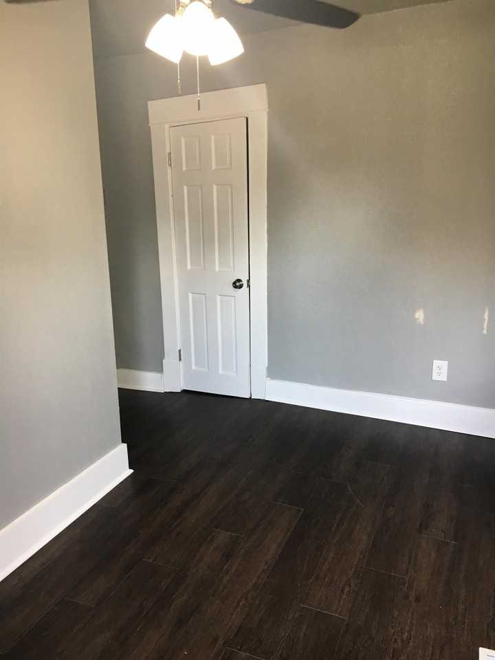 2600 N Robinson-B #1 - Photo 4 of 11