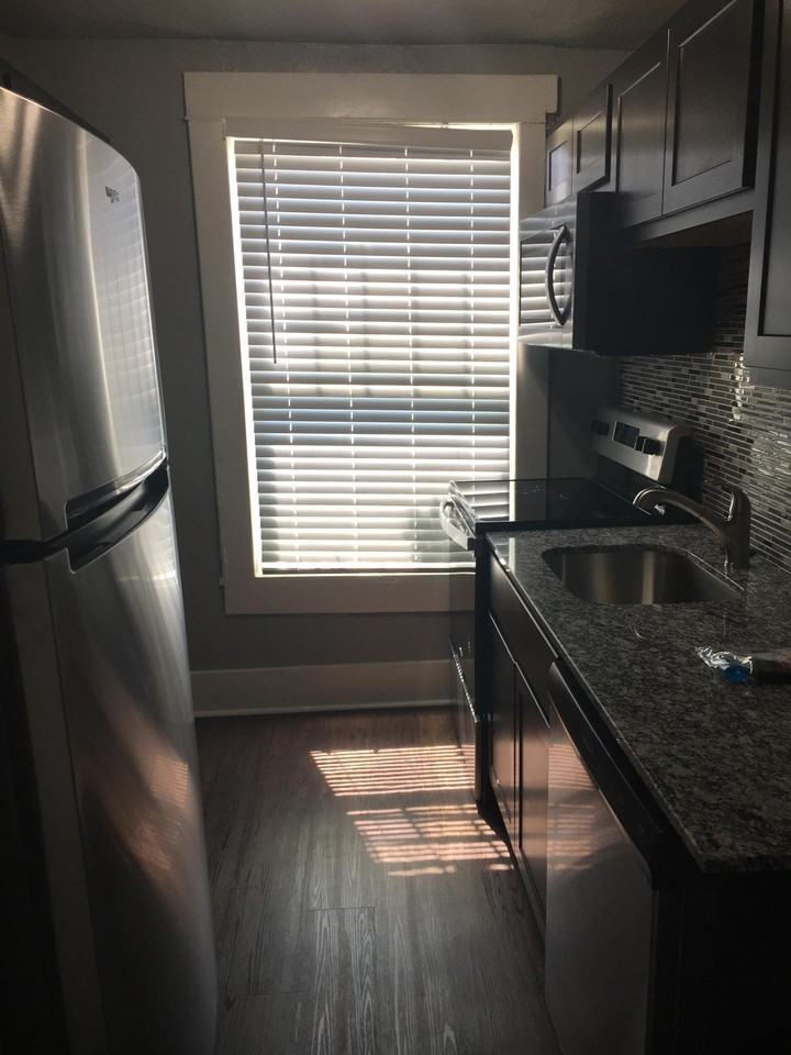 2600 N Robinson-B #1 - Photo 5 of 11
