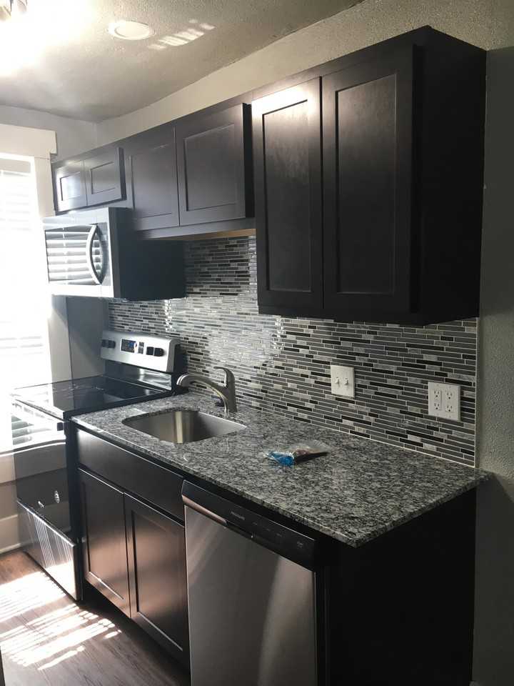 2600 N Robinson-B #1 - Photo 7 of 11
