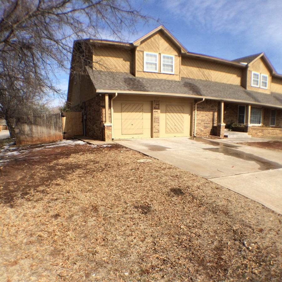 7325 NW 118th St - Photo 2 of 37